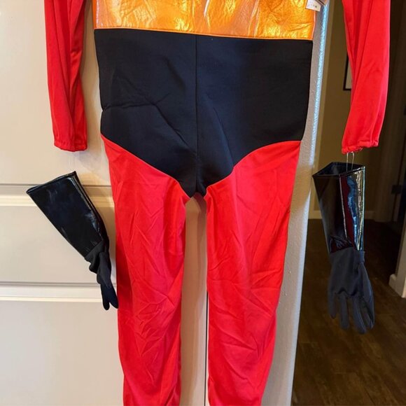 Disney Red and Black Incredibles Kids Costume - Picture 9 of 10